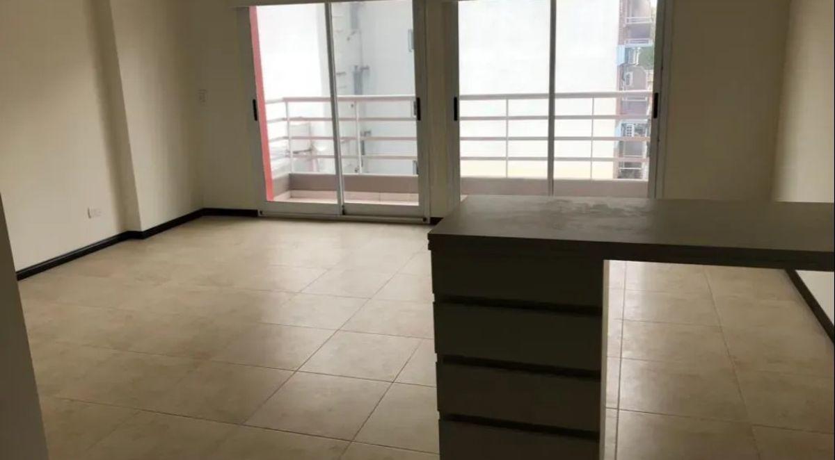 Foto de Monoambiente con balcón y cochera cubierta en Morón, imagen 5