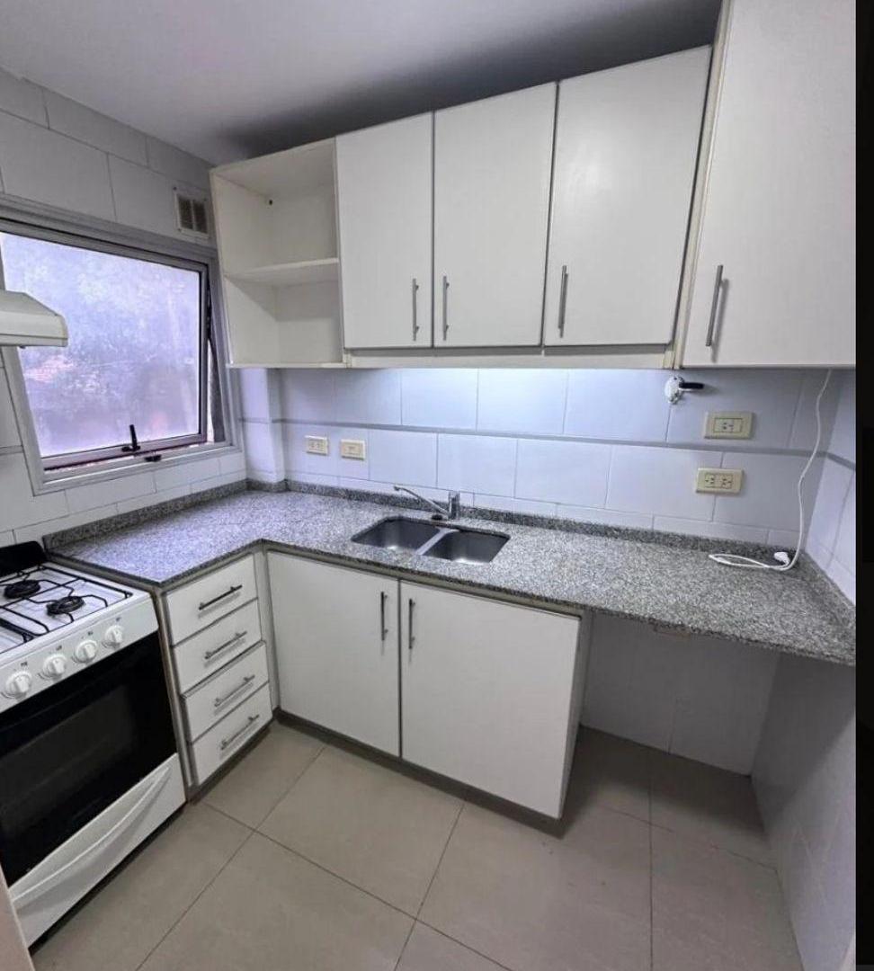 Foto de DEPARTAMENTO 2 AMBIENTES EN ALQUILER CON COCHERA – MORÓN, imagen 1