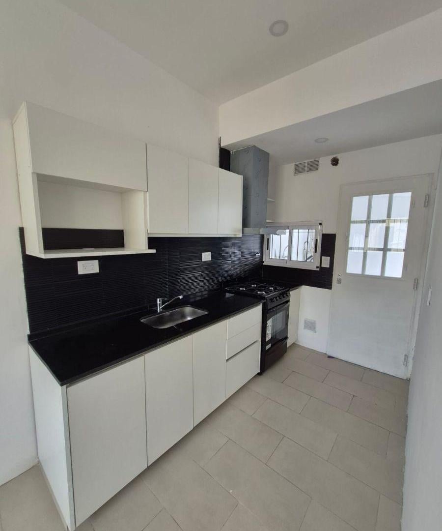 Foto de PH 3 AMBIENTES A ESTRENAR CON PATIO, JARDÍN Y COCHERA – RAMOS MEJÍA, imagen 3