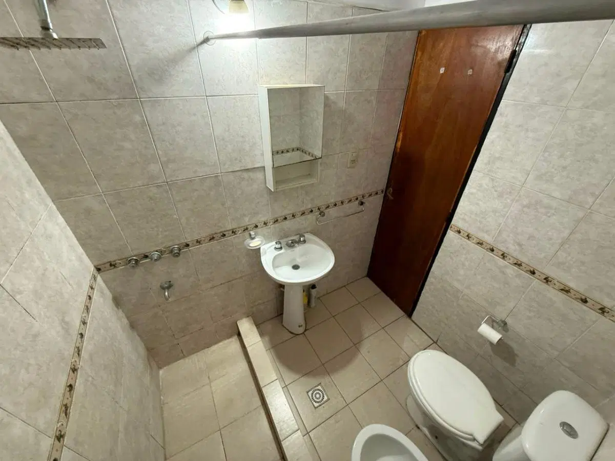 Departamento de 1 Dormitorio con Balcón y Cochera en Venta – Godoy Cruz 4