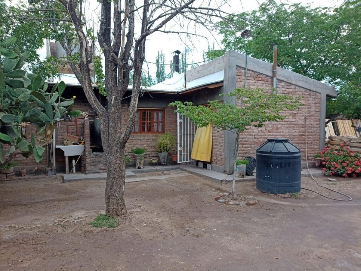 Foto de VENDE CASA CON AMPLIO TERRENO, imagen 4