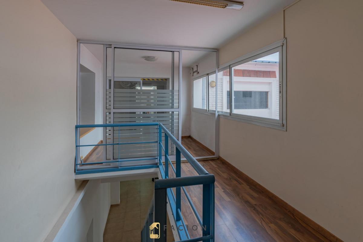 Oficina Centro. Mar del Plata. 500 m². Venta o Alquiler 4