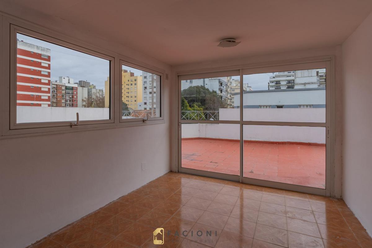 Oficina Centro. Mar del Plata. 500 m². Venta o Alquiler 3