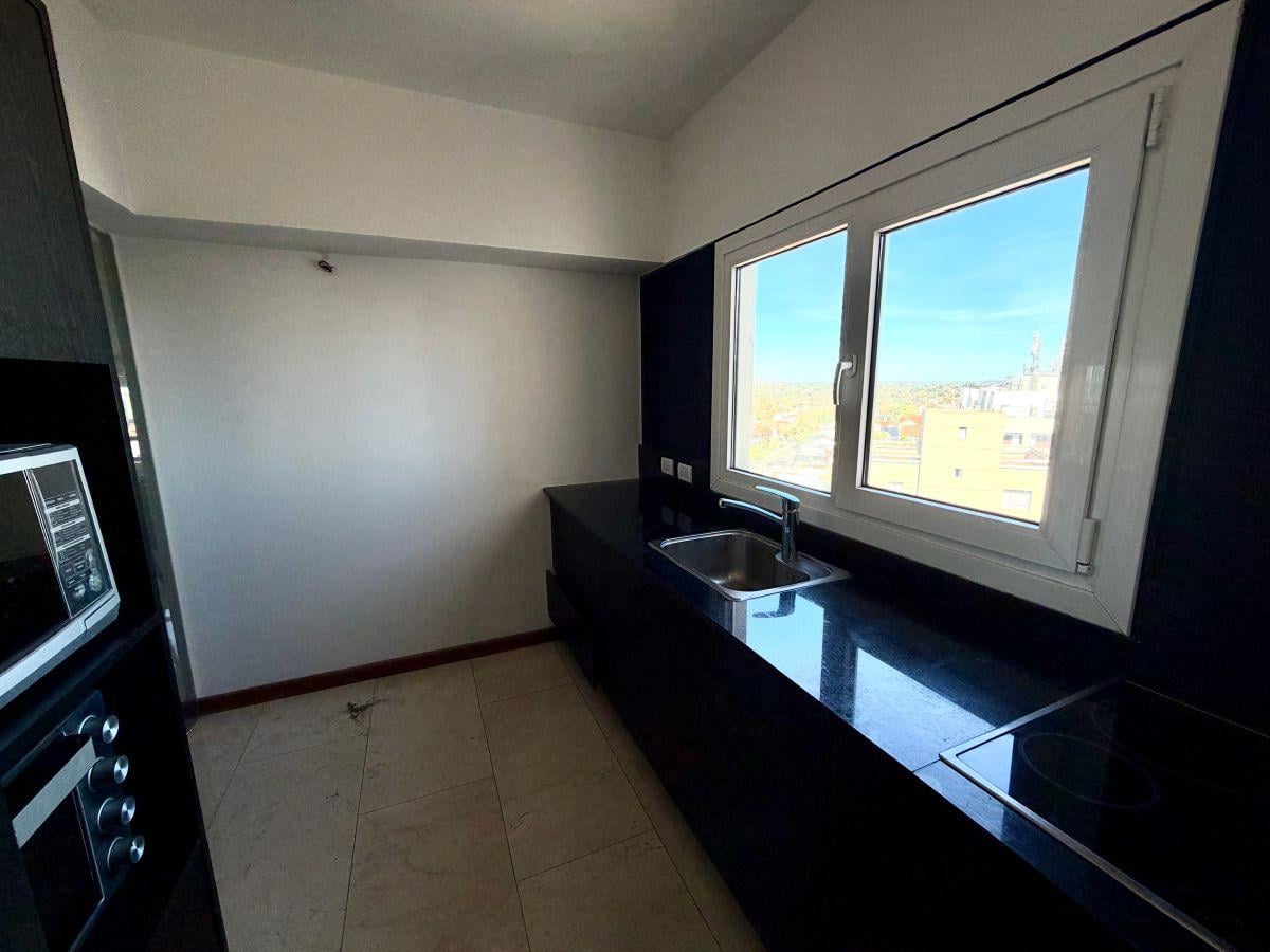 Foto de ALQUILER DEPARTAMENTO 2 AMBIENTES FRENTE AL MAR CON COCHERA - VARESE, imagen 4