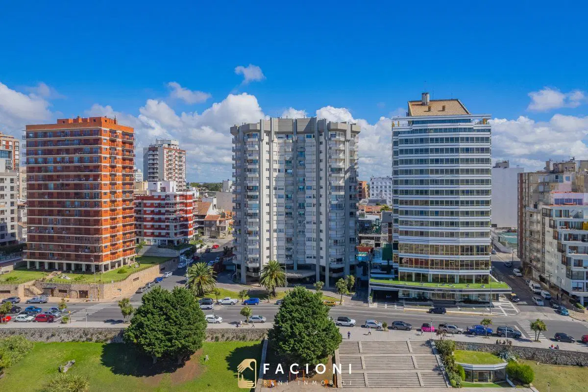 Departamento en alquiler primera linea del mar - Playa Granda 3