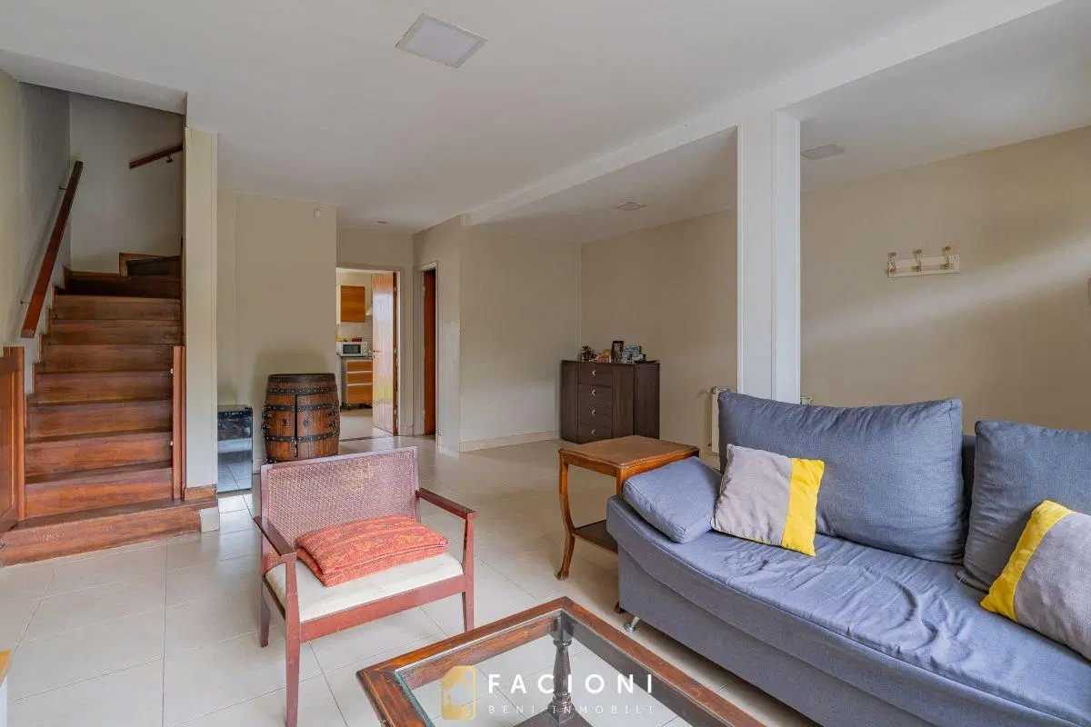 Venta Duplex 4 Ambientes en Caisamar. Mar del Plata. Apto Crédito 5