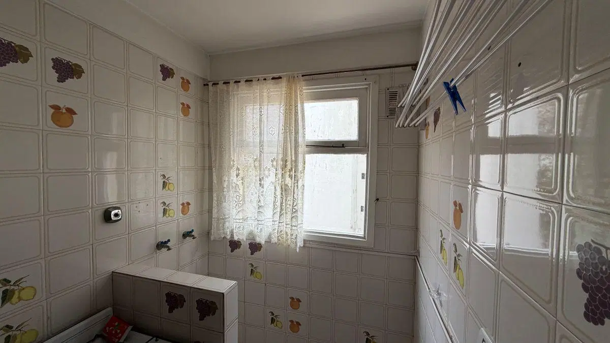 ALQUILER DEPARTAMENTO 2 AMBIENTES CON BALCÓN AL FRENTE - ZONA PLAZA MITRE 5