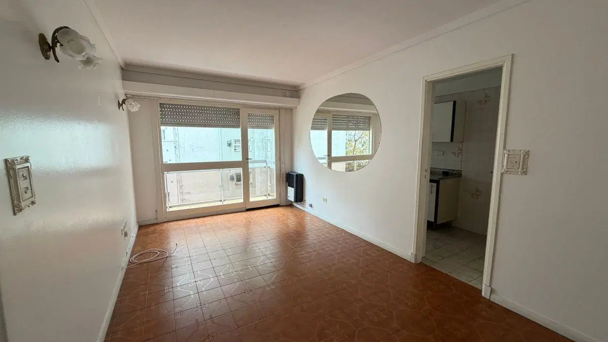 ALQUILER DEPARTAMENTO 2 AMBIENTES LATERAL - ZONA PLAZA MITRE 1