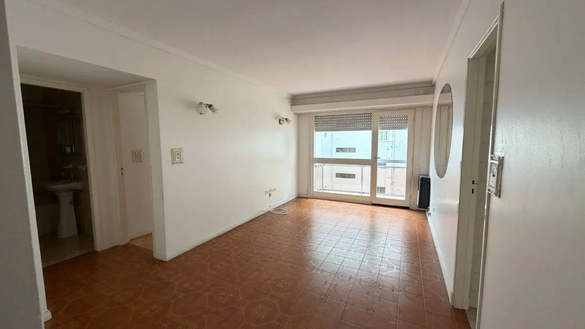 ALQUILER DEPARTAMENTO 2 AMBIENTES LATERAL - ZONA PLAZA MITRE 3