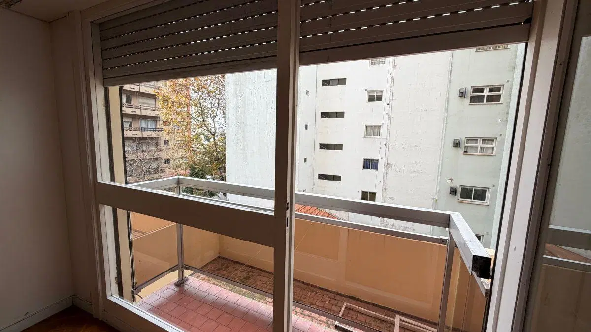 ALQUILER DEPARTAMENTO 2 AMBIENTES LATERAL - ZONA PLAZA MITRE 2