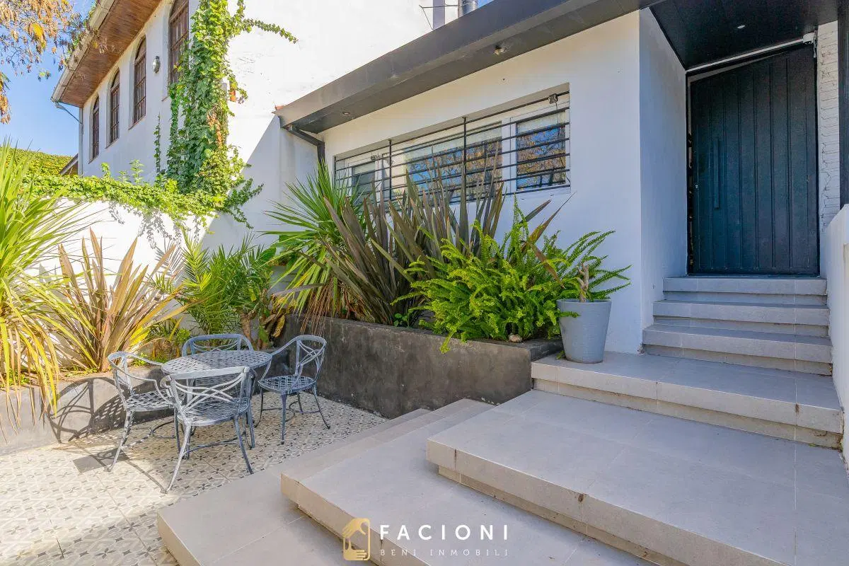 Venta Chalet 4 Ambientes con Piscina en Los Pinares. Mar del Plata 5