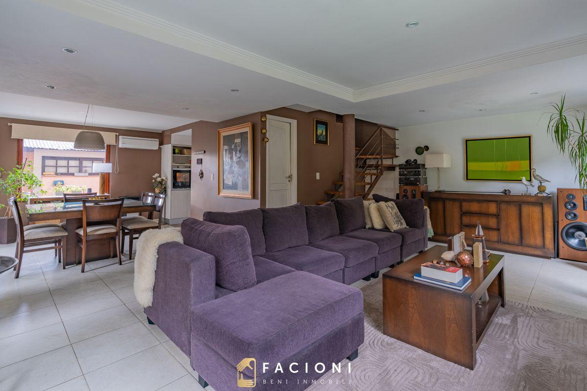Foto de CHALET 4 AMBIENTES CON PARQUE Y PISCINA - LOS PINARES, imagen 4