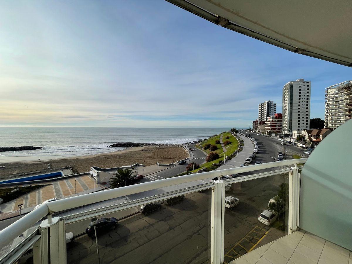 Foto de Alquiler 24 meses 2 ambientes con cochera y vista al mar . Maral 50. La, imagen 4