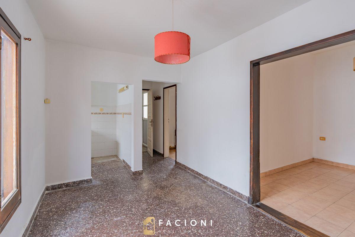 Foto de PH DE 3 AMBIENTES CON PARRILLA - RIVADAVIA BERNANDINO, imagen 4