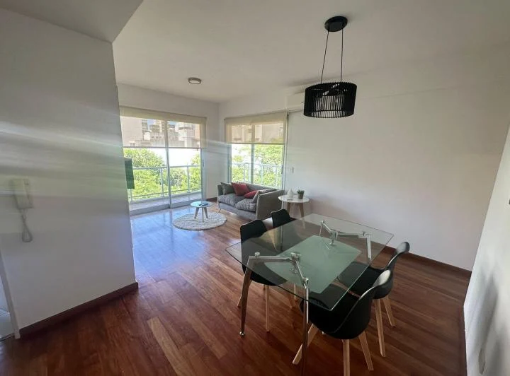 Departamento en  Alquiler Temporal. 16 y 45 4