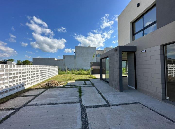 Duplex en venta en El Quimilar 1