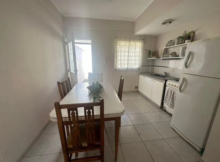 Foto de Departamento en alquiler temporal. 75 E/ 10 y 11, imagen 2