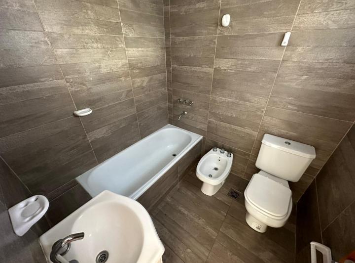 Departamento en  Alquiler con Muebles. 19 e/ 68 y 69 2