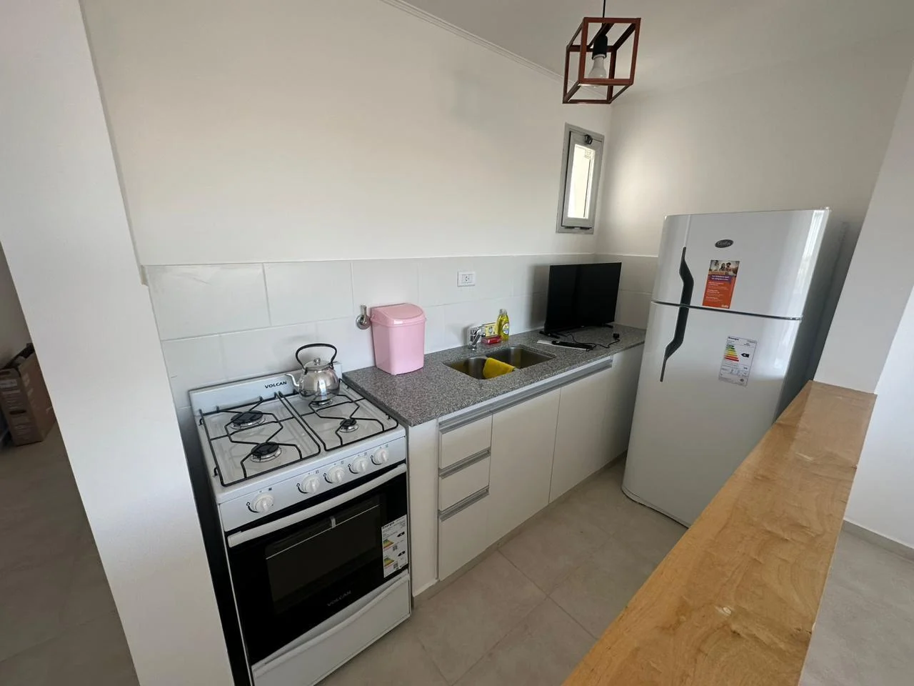 Foto de Departamento en Alquiler con muebles. 18 E/ 62 y 63, imagen 4