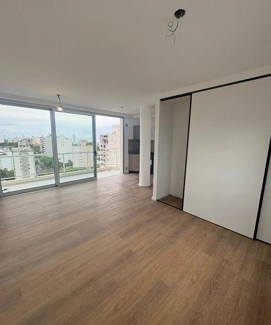 17 esquina 60 Departamento 5