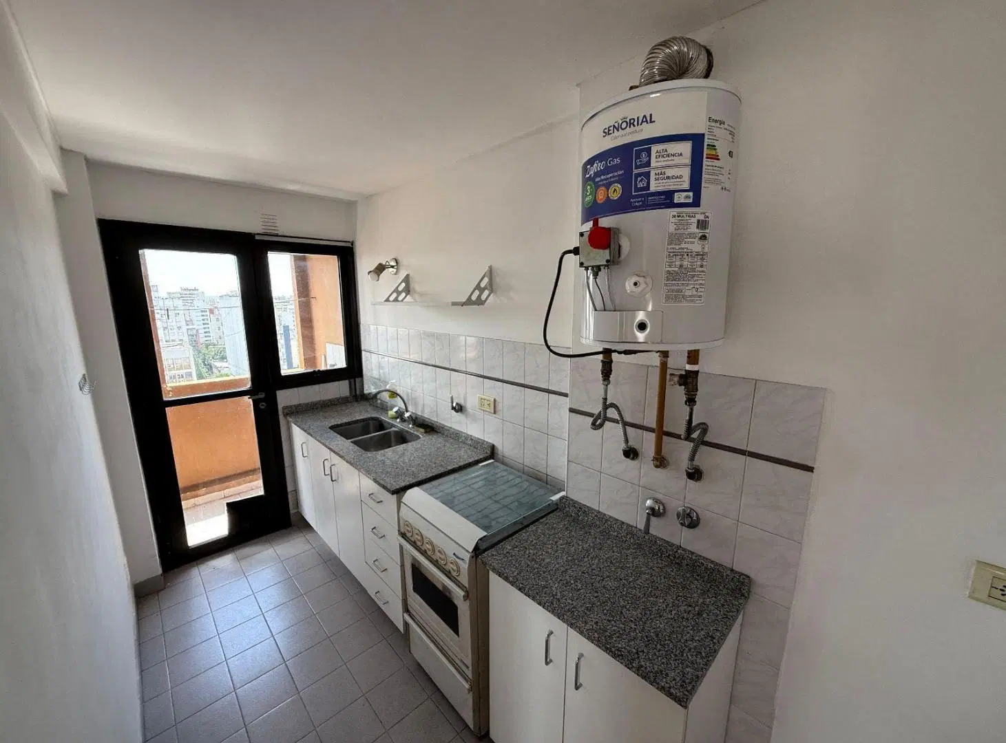 Departamento en Venta de un Dormitorio 48- 5 y 6 2