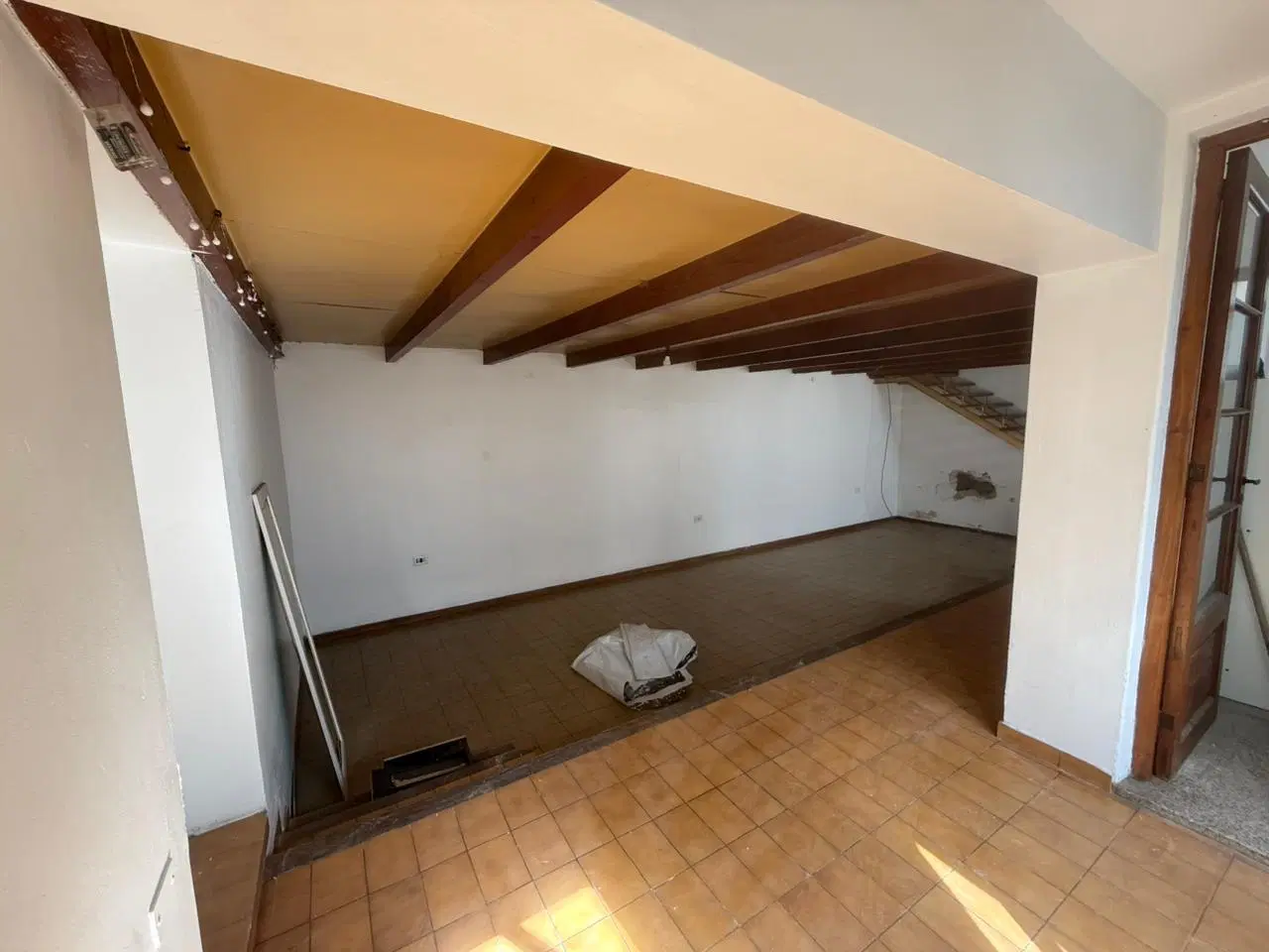PH en venta de dos dormitorios. 64 e/ 9 y 10 4