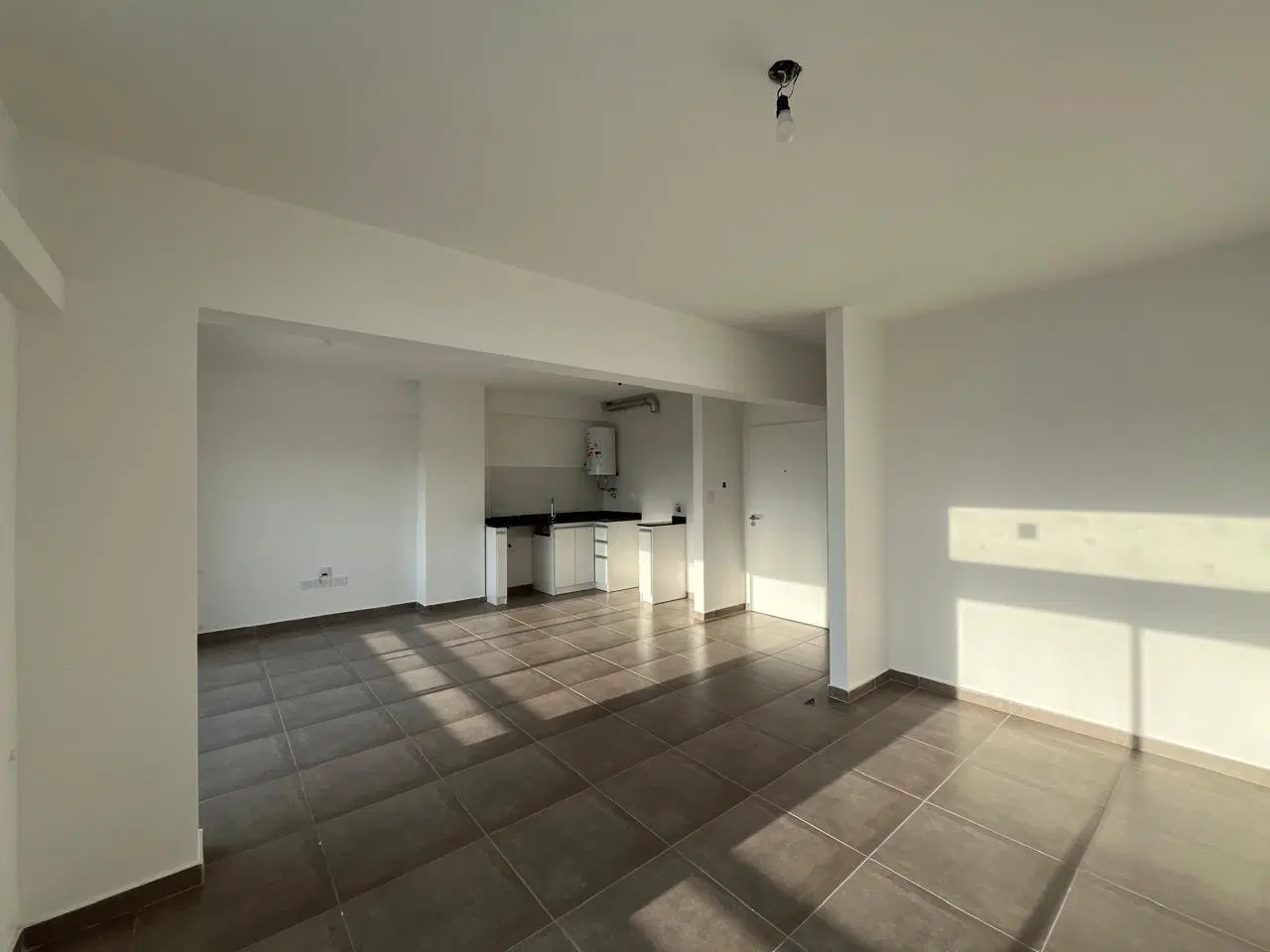 Monoambiente en venta a estrenar - La Plata 4