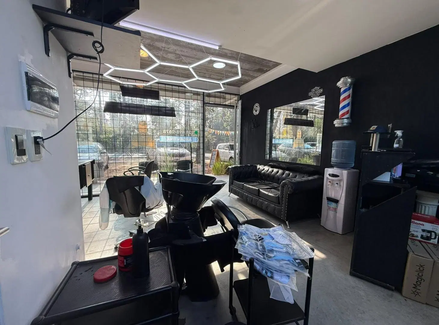 LOCAL en venta camino general Belgrano 478 bis 3