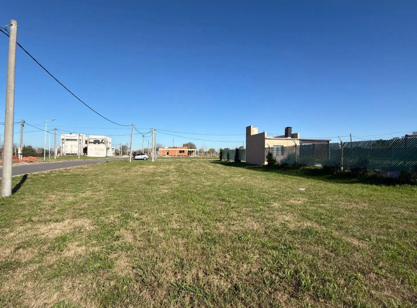 Terreno en José Hernández 1