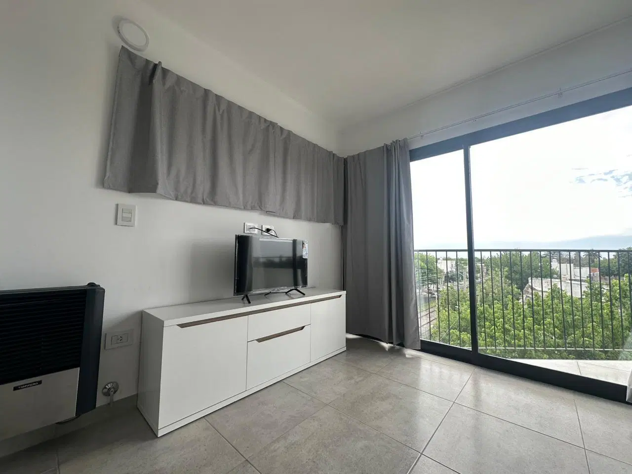 Departamento en Alquiler Amoblado 1 y 37. 2