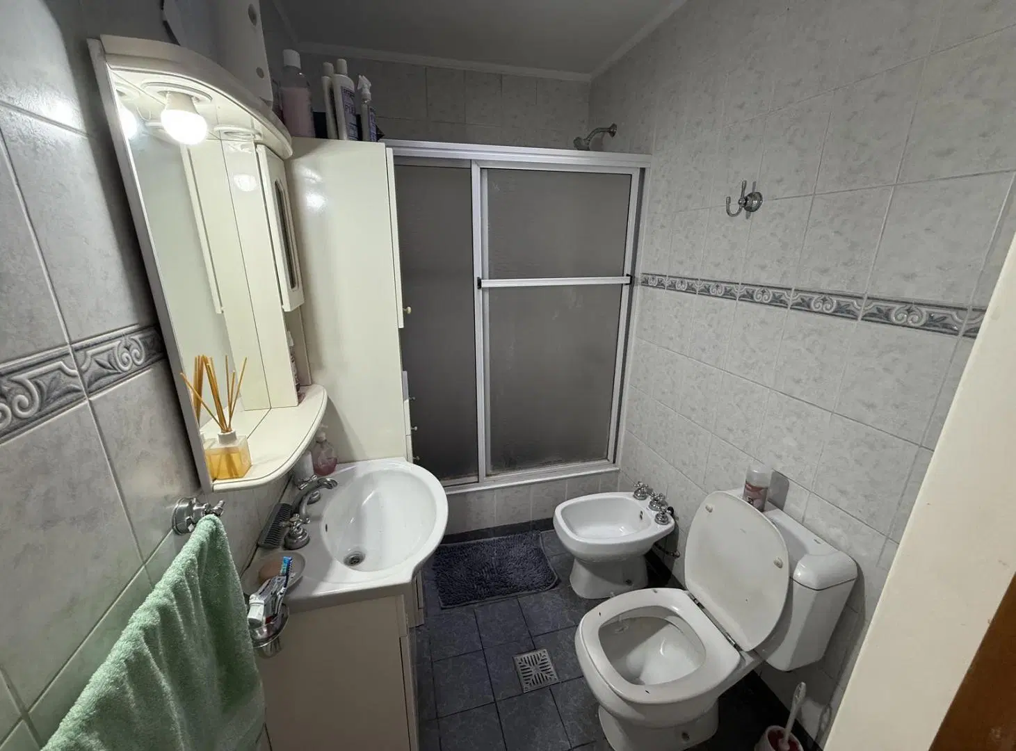 Casa de cuatro dormitorios en La Plata 8