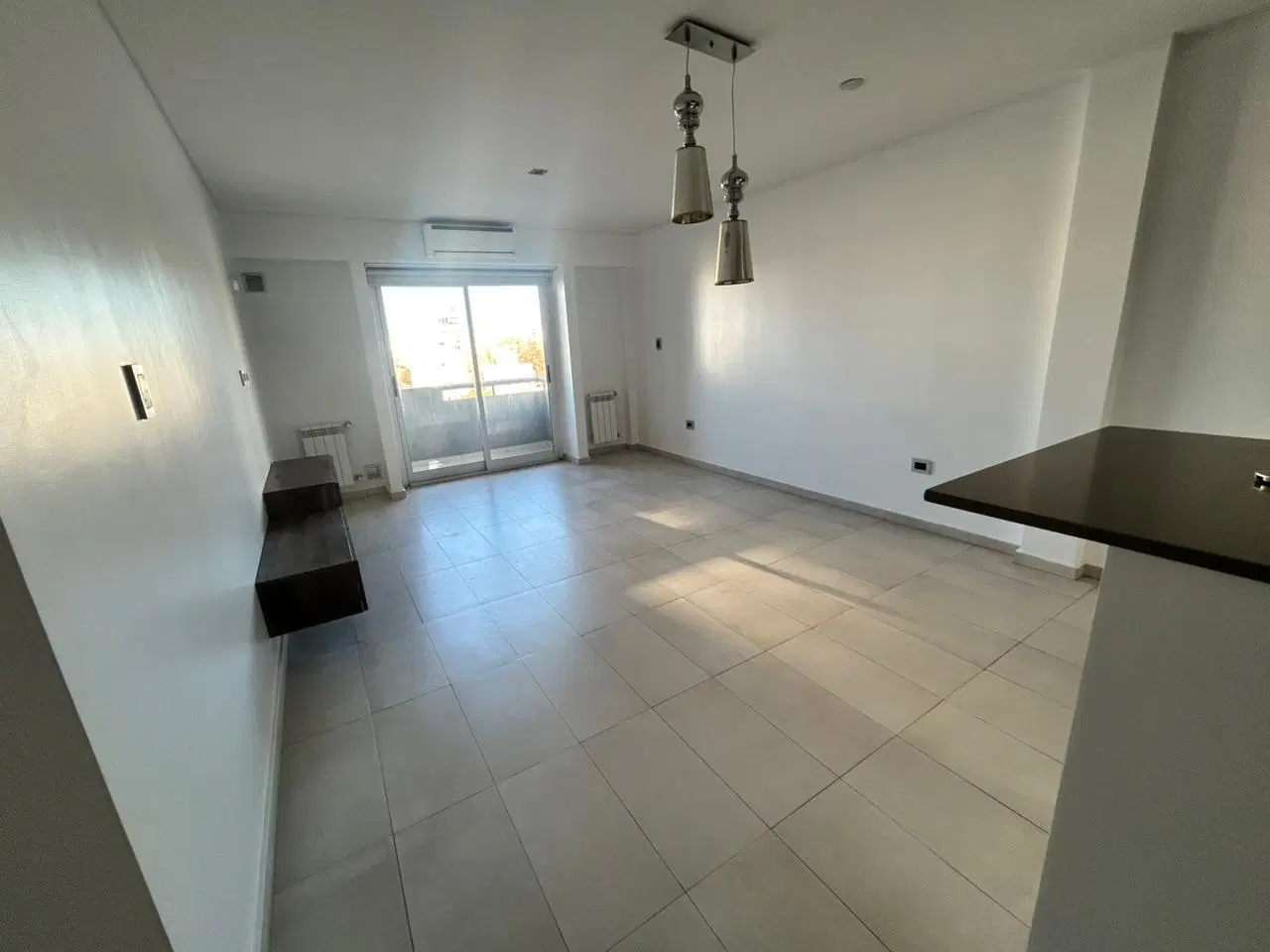 Departamento dos dormitorios en alquiler en 13 e/ 61 y 62 1