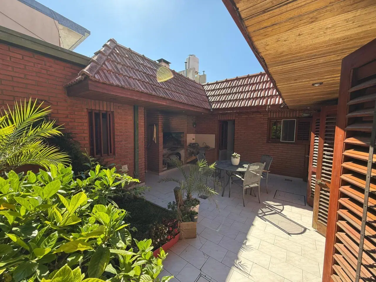 Casa en venta 39 e/ 23 y 24 1