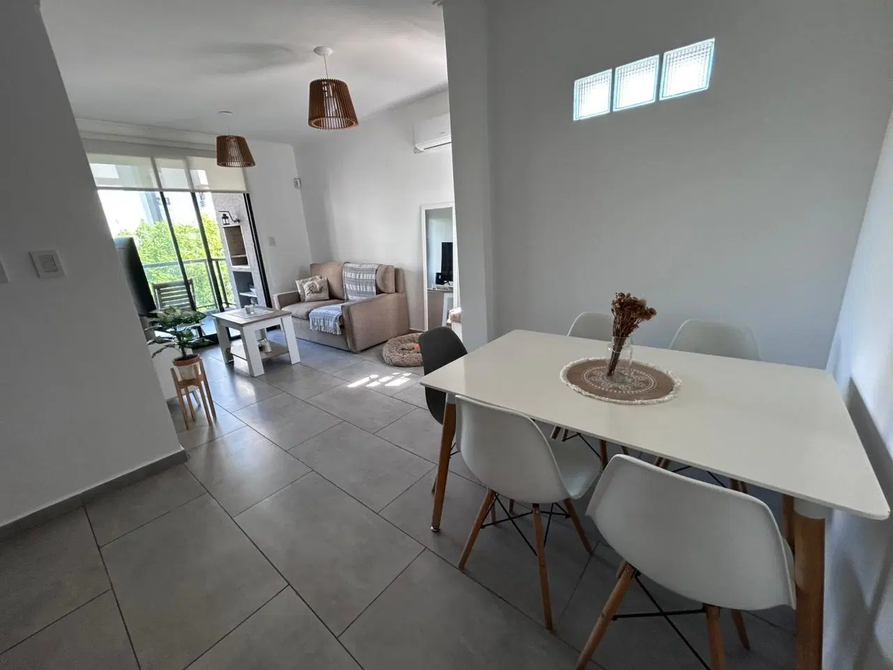 Departamento amoblado de 2 dormitorios en alquiler 1