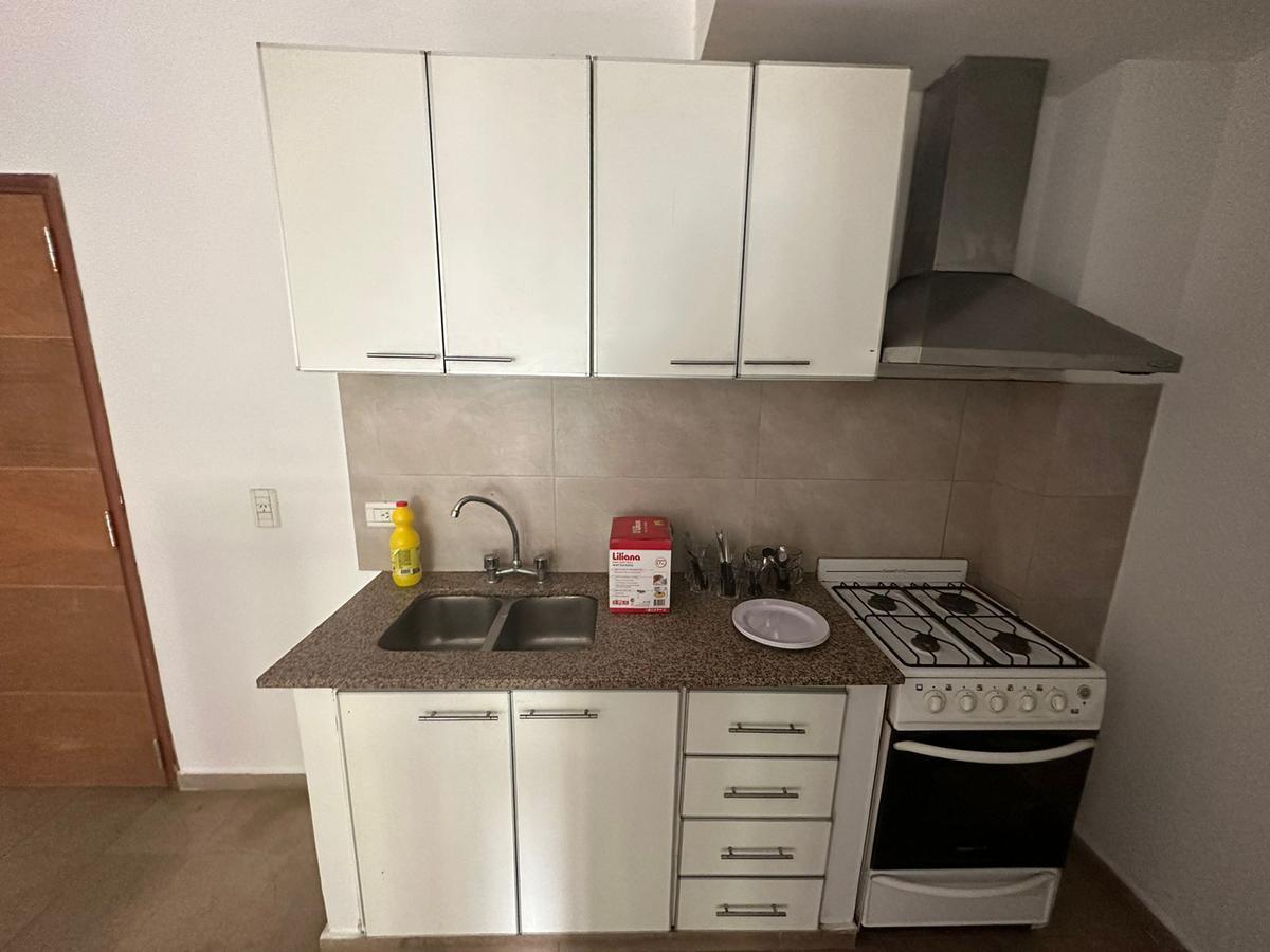 Foto de Departamento en alquiler temporal amoblado. Av. 13 e/ 61 y 62, imagen 2