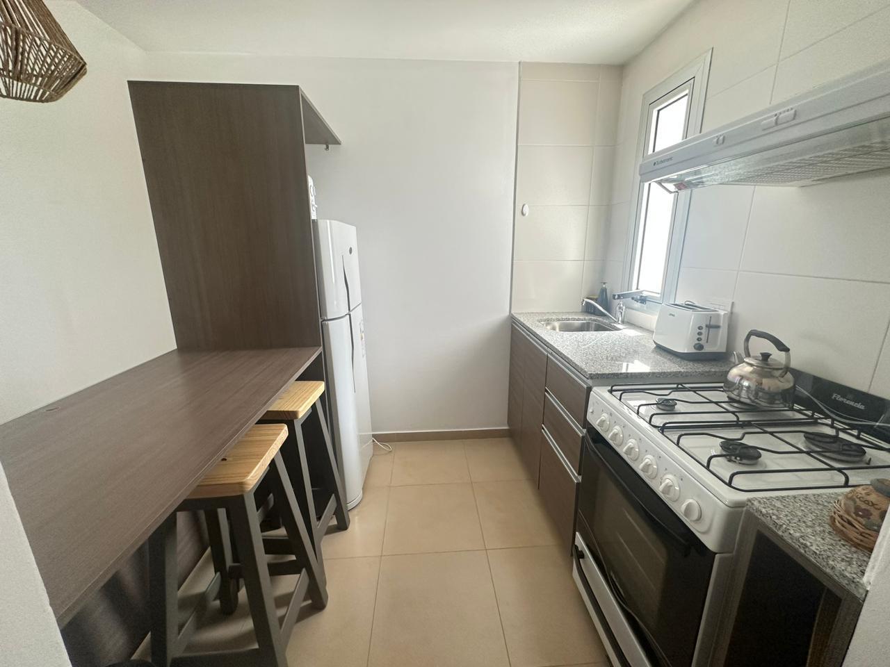 Foto de Departamento en Alquiler con Muebles. 50 e/ 17 y 18, imagen 3