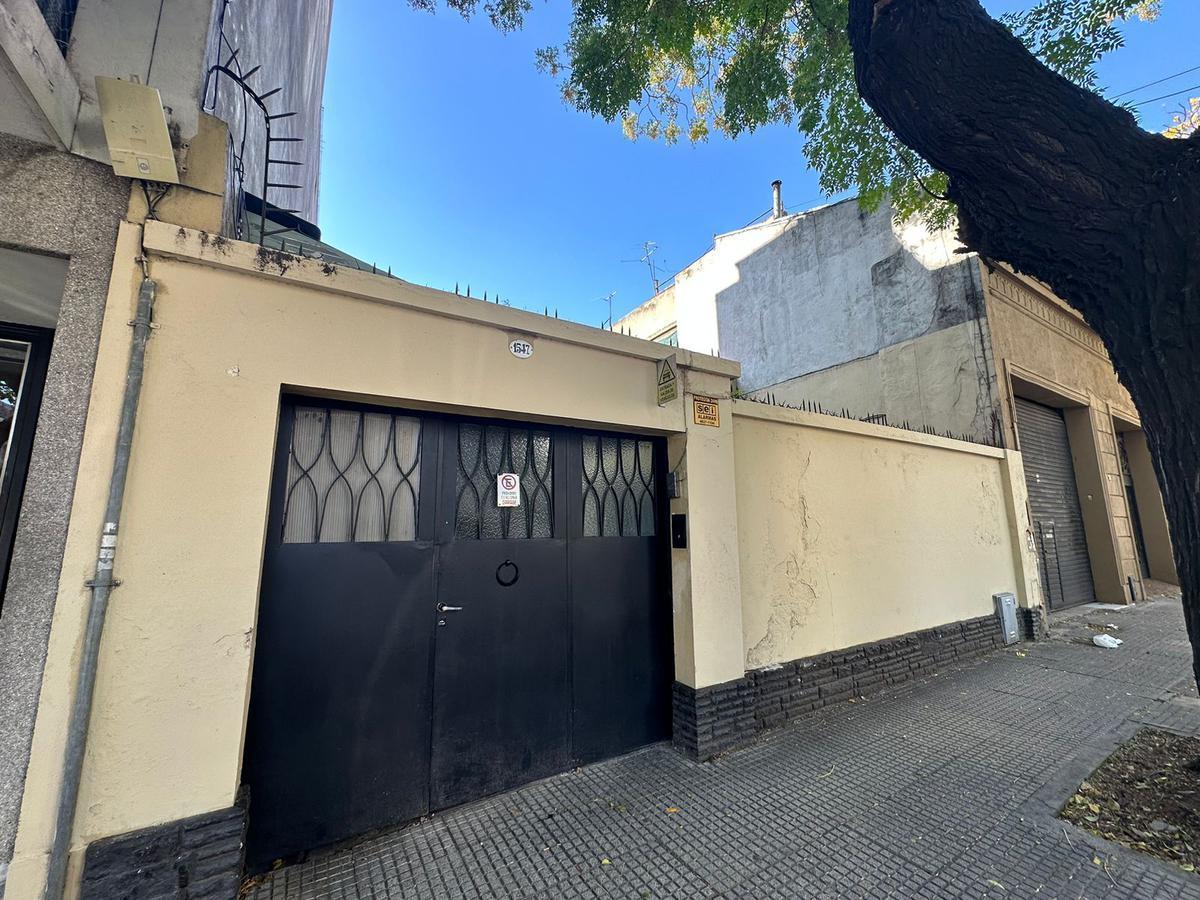Foto de OPORTUNIDAD CASA EN VENTA 6 AMBIENTES Y PATIO, imagen 1