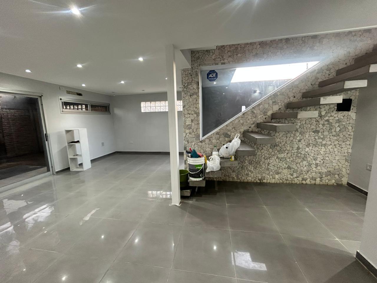 Foto de Casa en alquiler de 3 dormitorios en 4 y 496, imagen 5