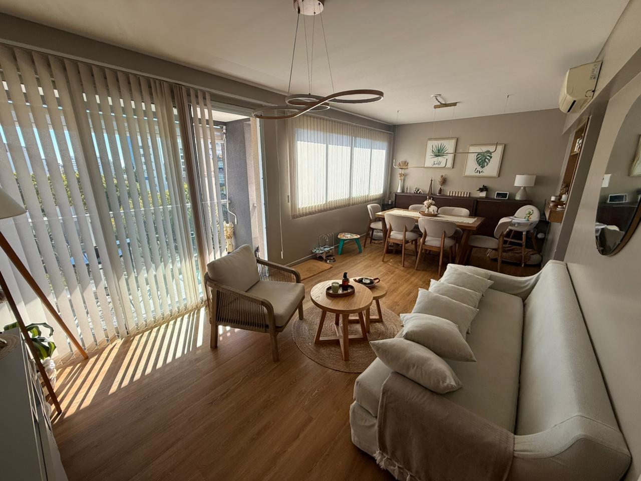 Foto de Departamento en venta con terraza privada y cochera, imagen 2