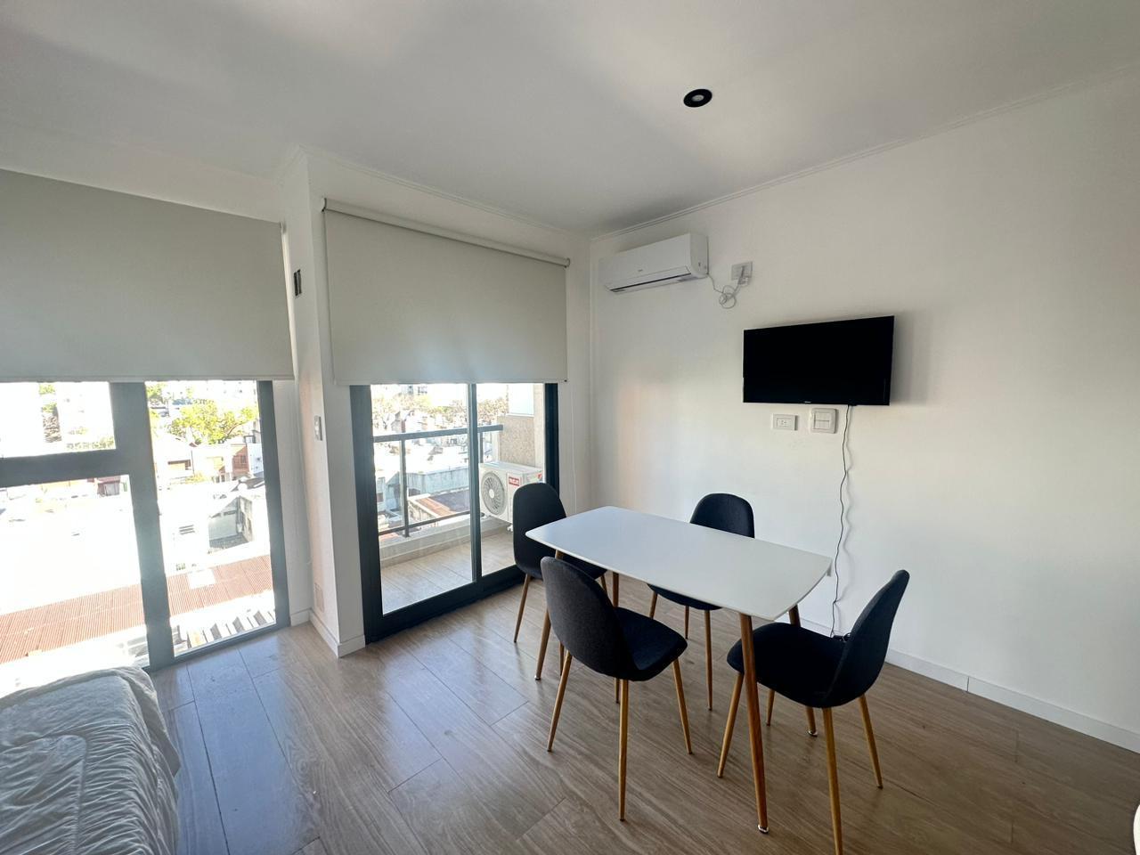 Foto de Departamento en Alquiler Temporal. 38 E/ 10 y 11, imagen 1