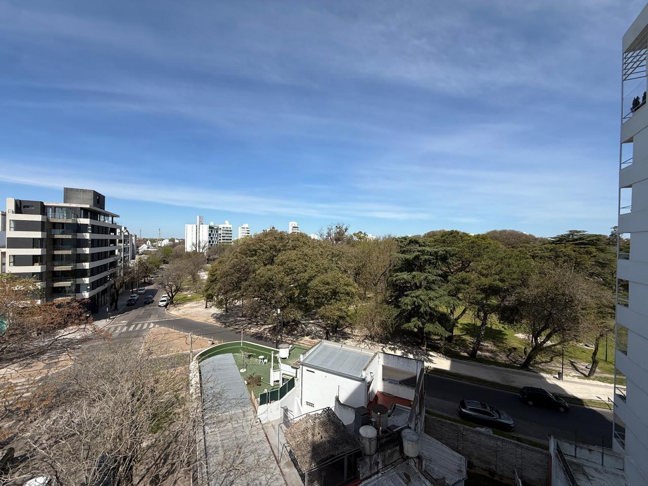 Foto de Departamento de categoría a estrenar de 1 dormitorio frente a Parque, imagen 3