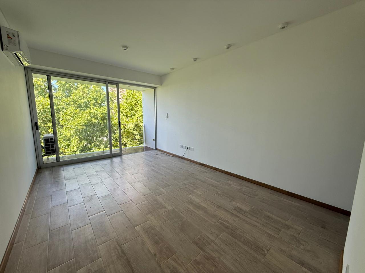 Foto de Monoambiente en alquiler en 2 e / 57 y 58, imagen 2