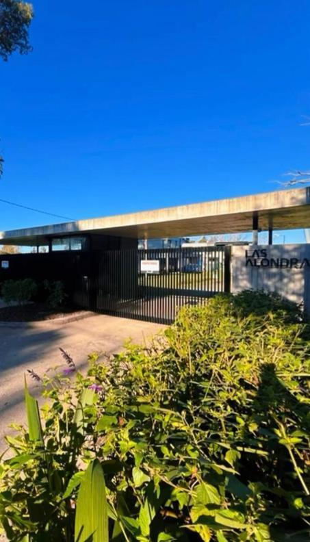 Foto de Lote en venta en Barrio Las Alondras 407 e/ 19 y 20, imagen 2