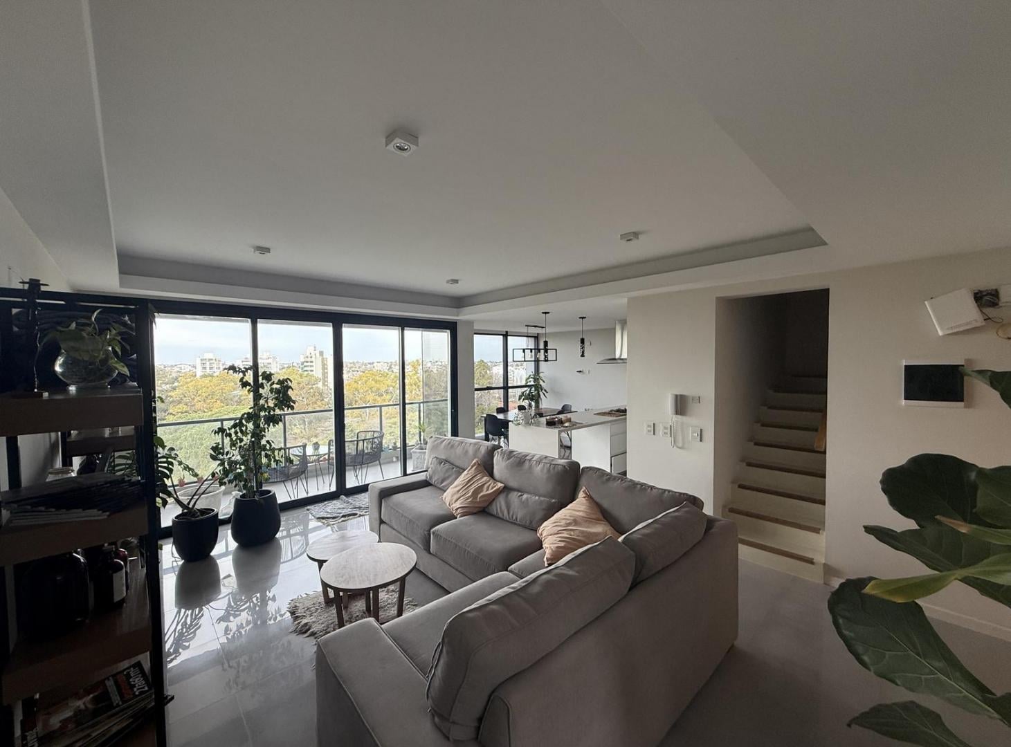 Foto de Departamento en venta de tres dormitorios en 50 e 26 y 27, imagen 1