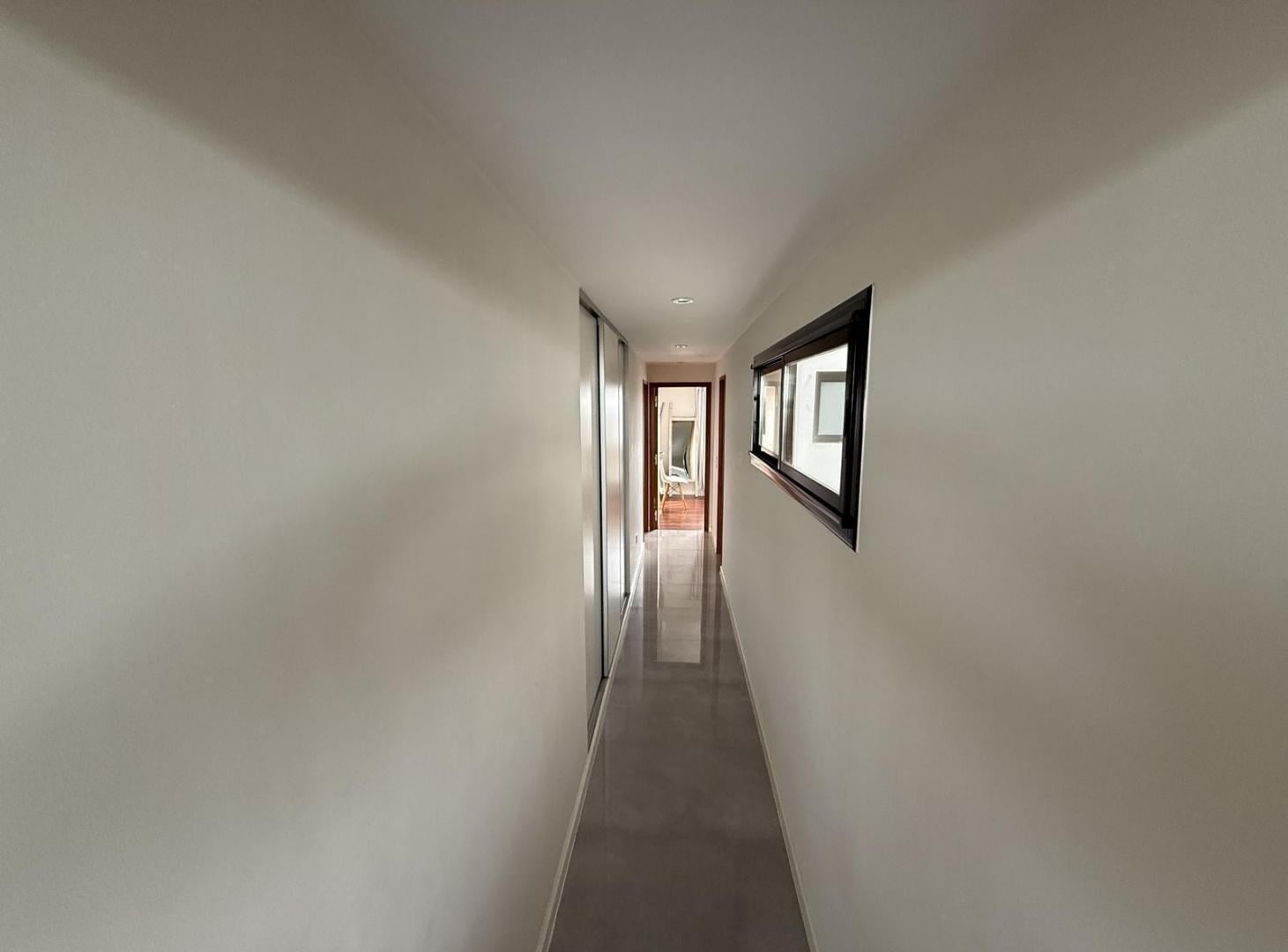 Foto de Departamento en venta de tres dormitorios en 50 e 26 y 27, imagen 3