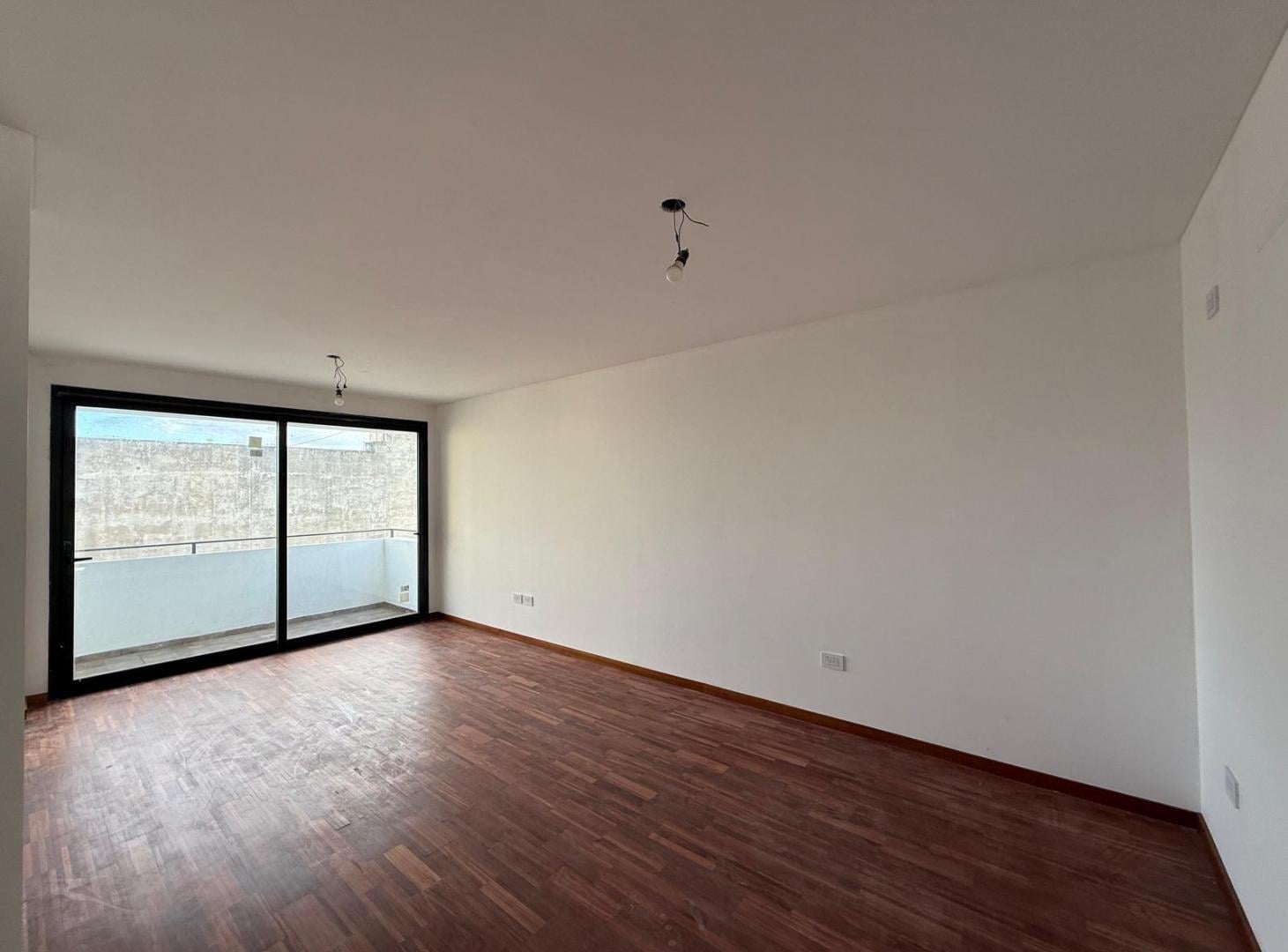 Foto de Departamento en venta de un dormitorio con cochera en 3/ e 61 y 62, imagen 1