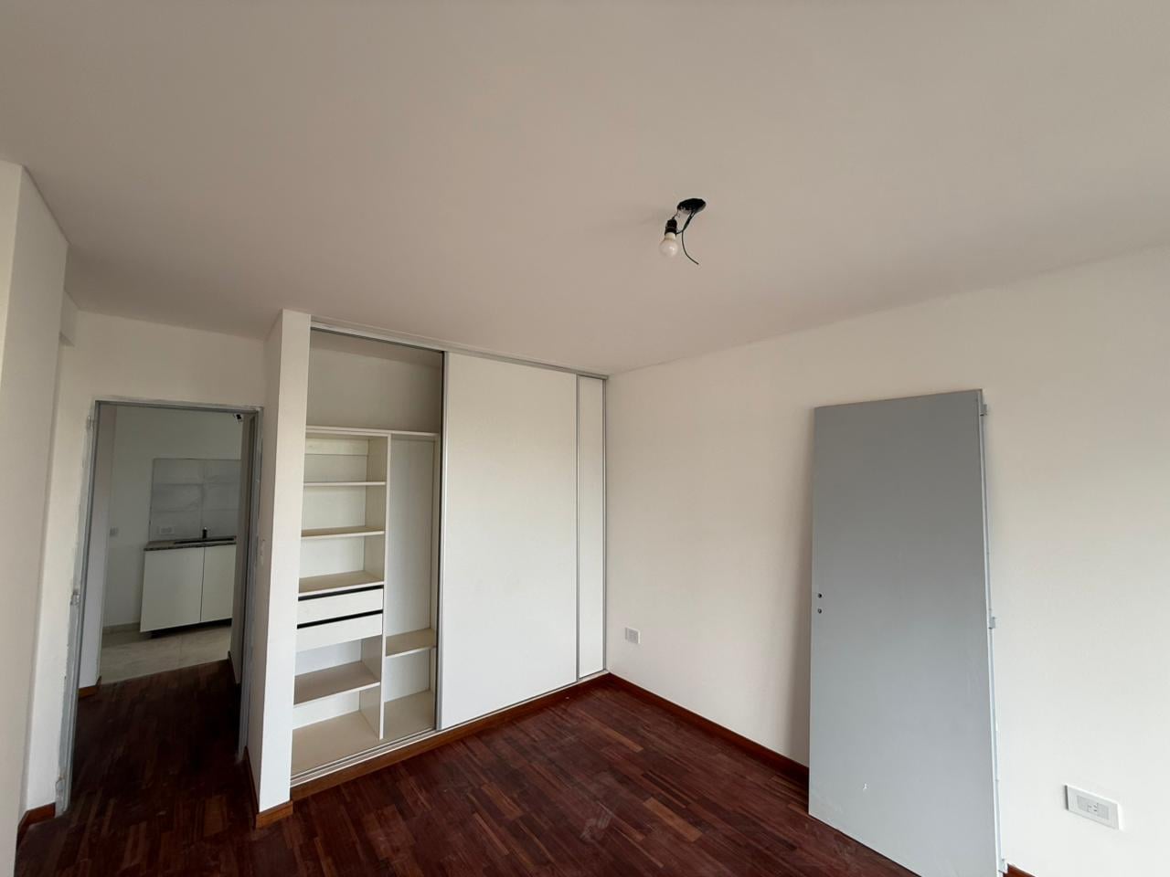 Foto de Departamento en venta de un dormitorio con cochera en 3/ e 61 y 62, imagen 3