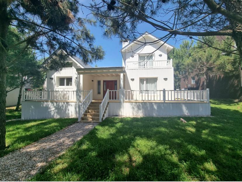 Foto de Venta Casa Costa Esmeralda Isla del Golf, imagen 1
