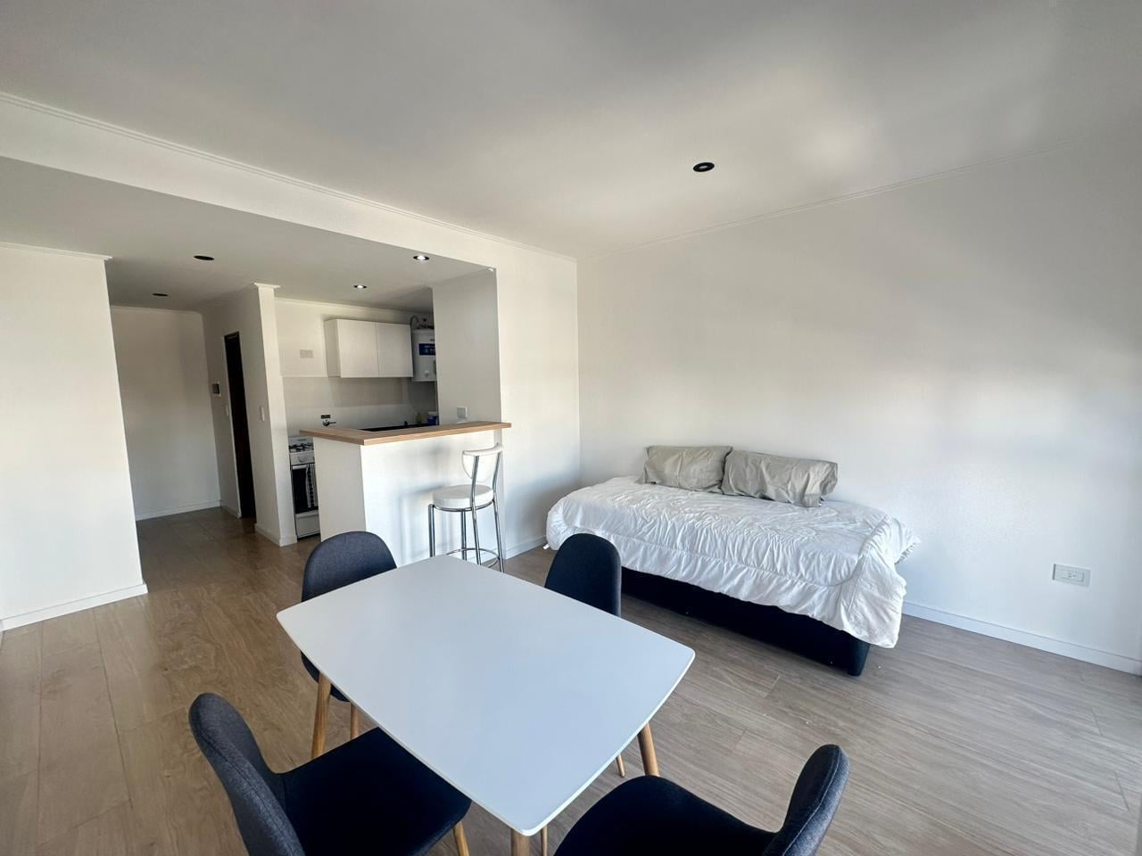 Foto de Departamento en Alquiler amoblado 38 E 10 y 11, imagen 2
