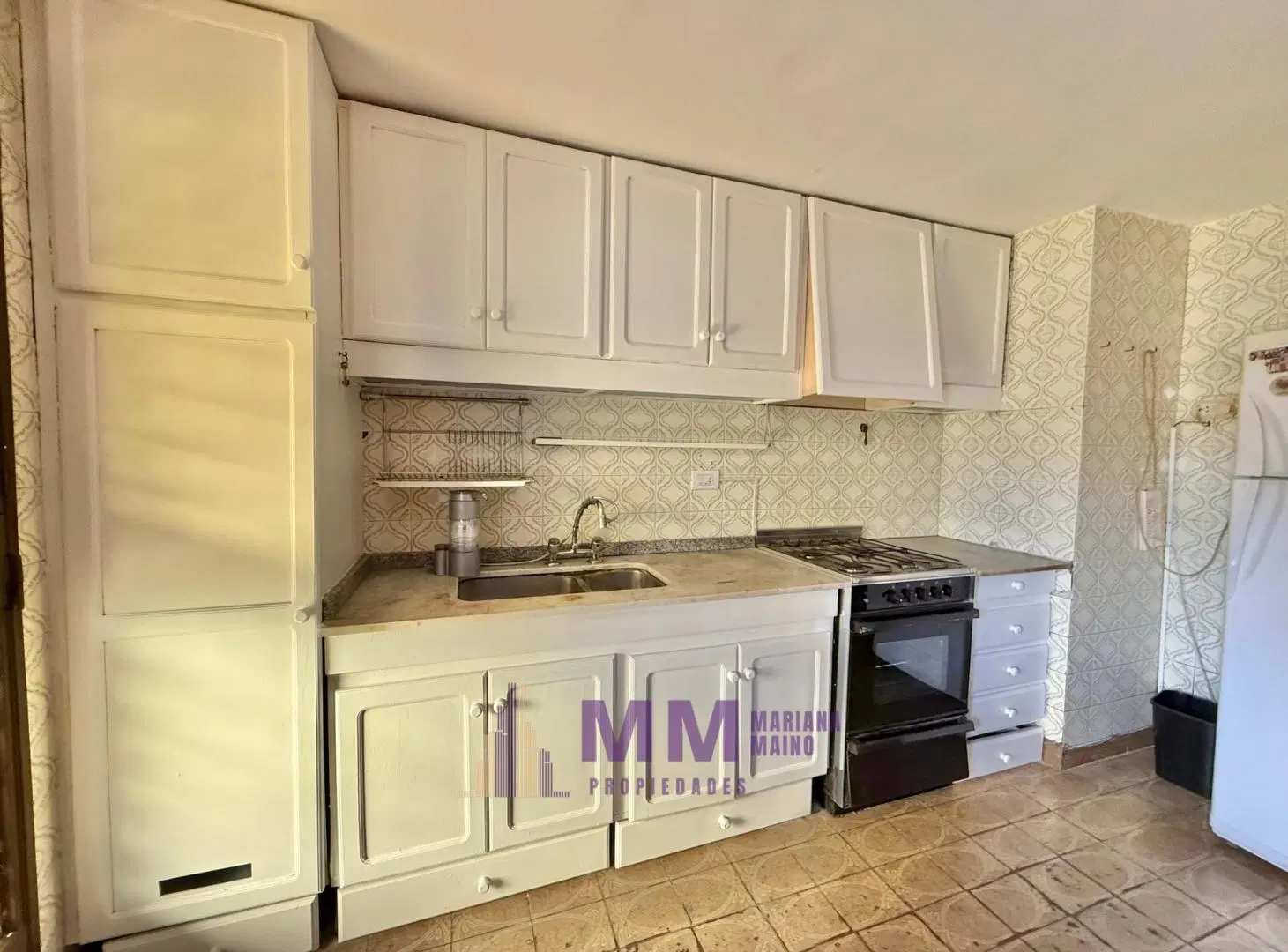 Casa de 357 m² con 4 dormitorios en venta en Martínez. 2